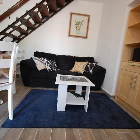 Fuer 4 Personen Ca 40 Qm In Nenadici, Kvarner Bucht Krk Holiday home