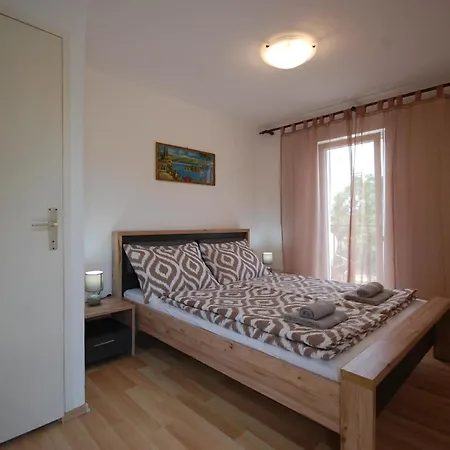 Fuer 4 Personen Ca 40 Qm In Nenadici, Kvarner Bucht Krk Holiday home