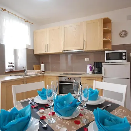 Holiday home Fuer 4 Personen Ca 40 Qm In Nenadici, Kvarner Bucht Krk *